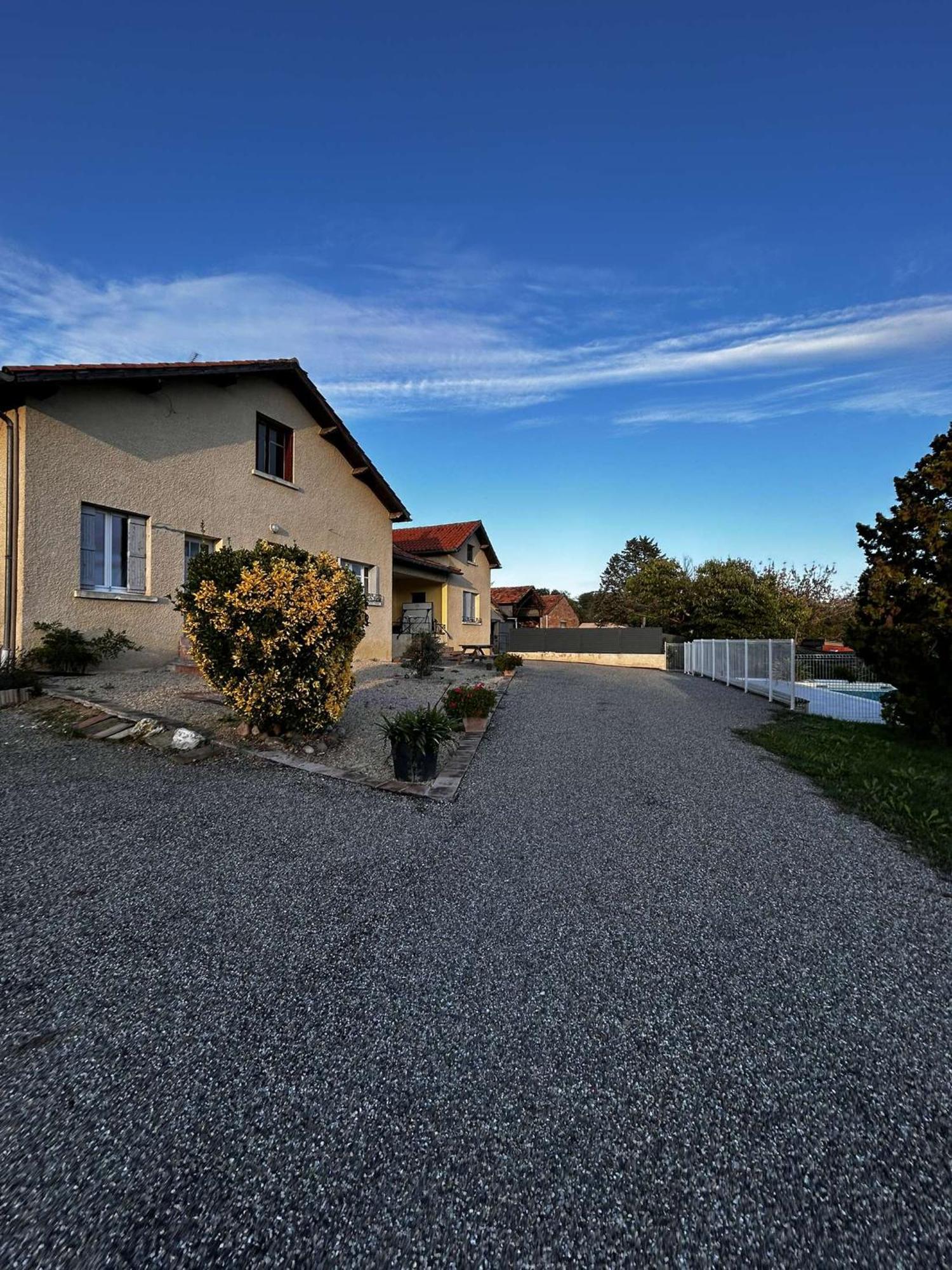 Gite La Garrigue Montbarla Exterior foto